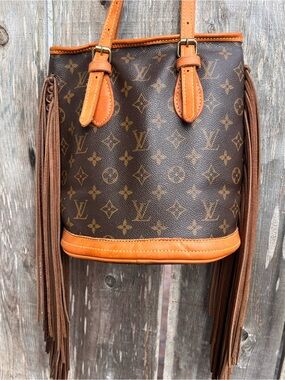 Vintage Boho Louis Vuitton Monogram Bucket Shoulder Bag with Brown Fringe